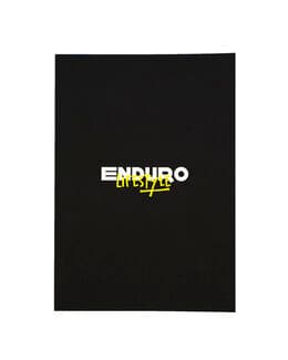 Zeszyt w kratkę, ENDURO LIFESTYLE – Rezigiusz