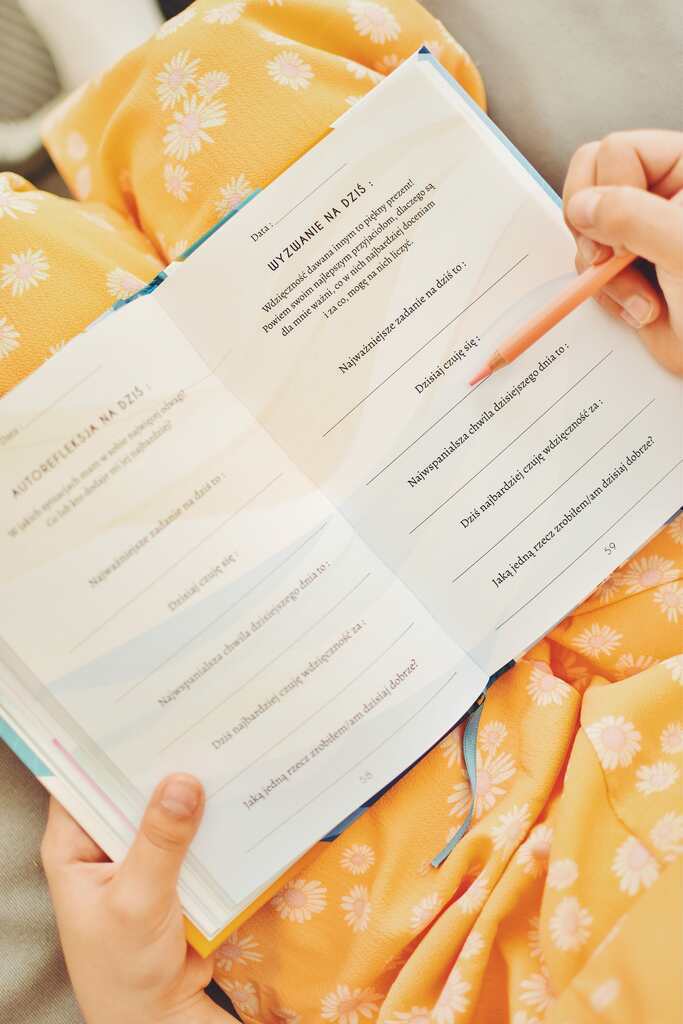 Dziennik rozwoju dla dzieci i nastolatków, MINI JOURNAL – Angelika Andrzejewska