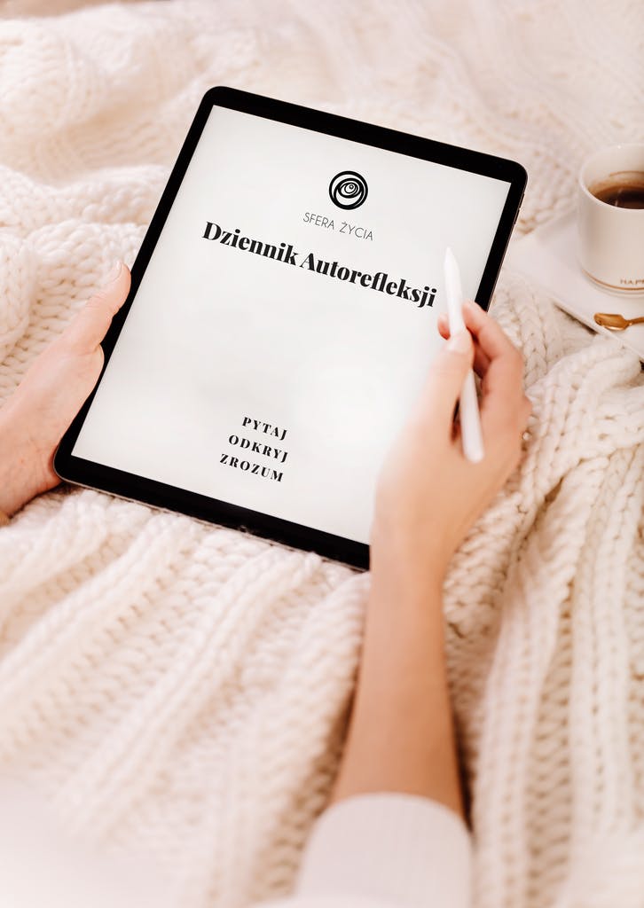 DZIENNIK AUTOREFLEKSJI, Rozwojowy Przewodnik dla kobiet – Angelika Andrzejewska, e-book